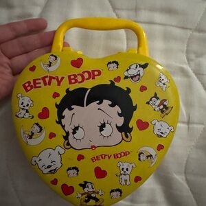 Betty Boop Yellow Heart-Shaped Storage Case